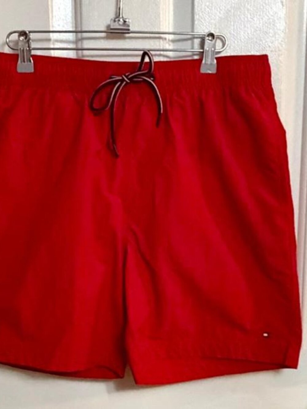 Tommy Hilfiger Red Swim Trunks Men's Medium NWOT Mesh Lined Drawstring